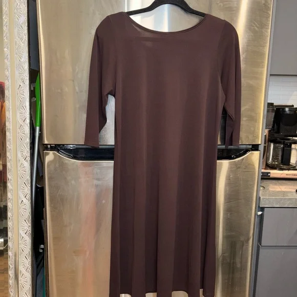EILEEN FISHER SIGNATURE STRETCH SILK JERSEY TUNIC 
new without tags Choco Brown - Picture 3 of 4